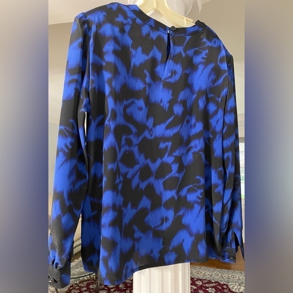 TanFjay women’s Royal blue and black long sleeve button cuffed blouse size 12 - Picture 3 of 6